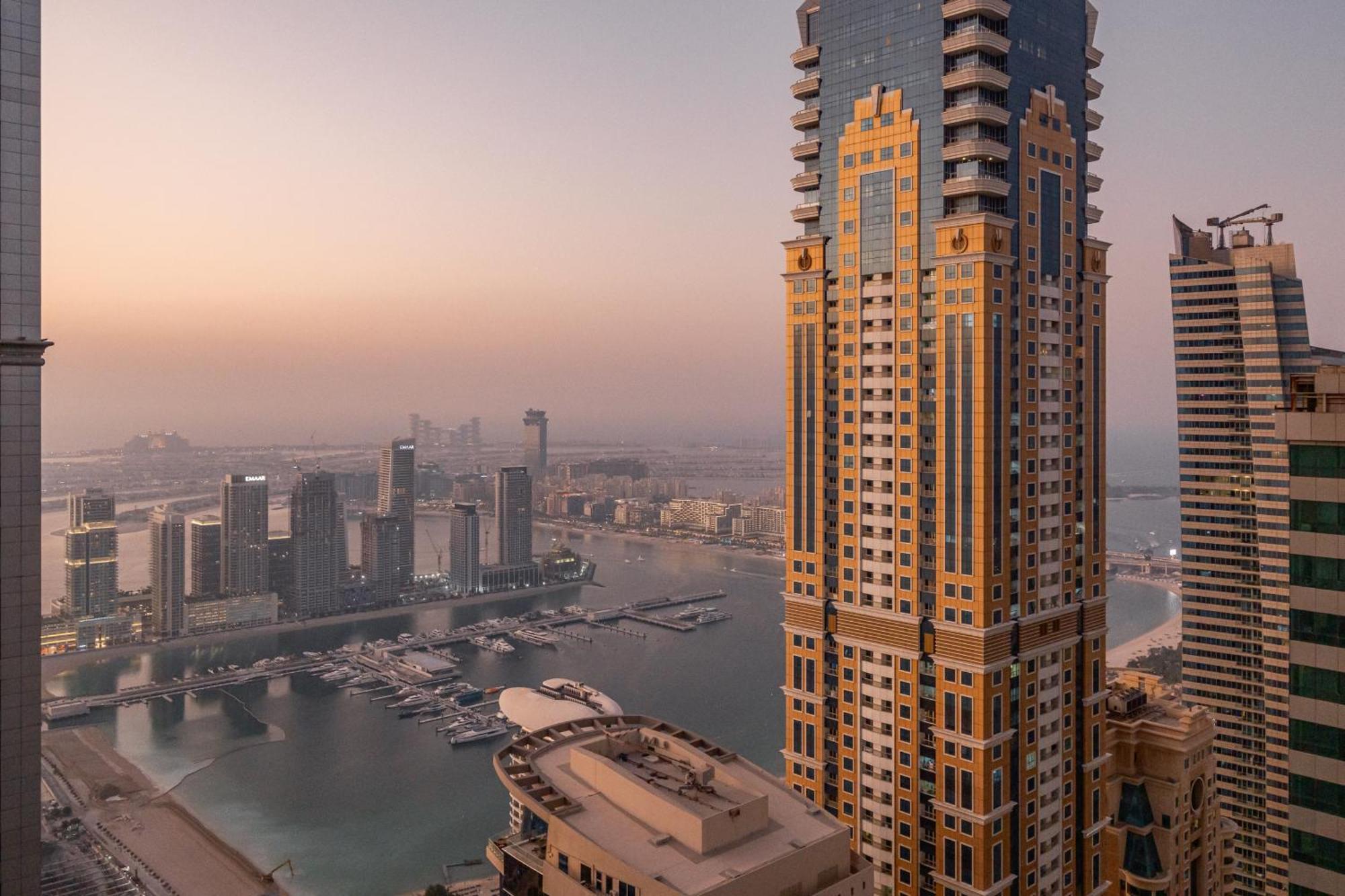 بيت شباب Torch 77 - By Saffron House *